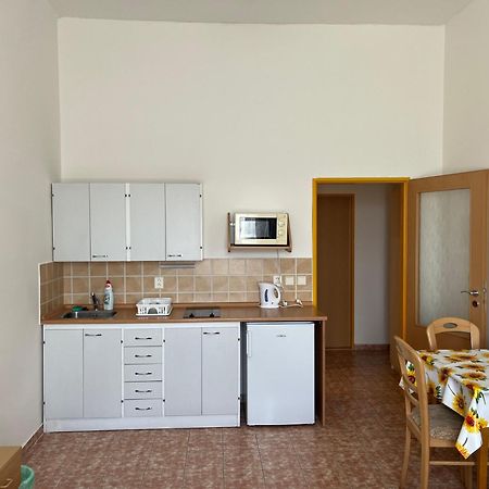 Apartmánový dům Obecná škola Svetlik Exteriér fotografie