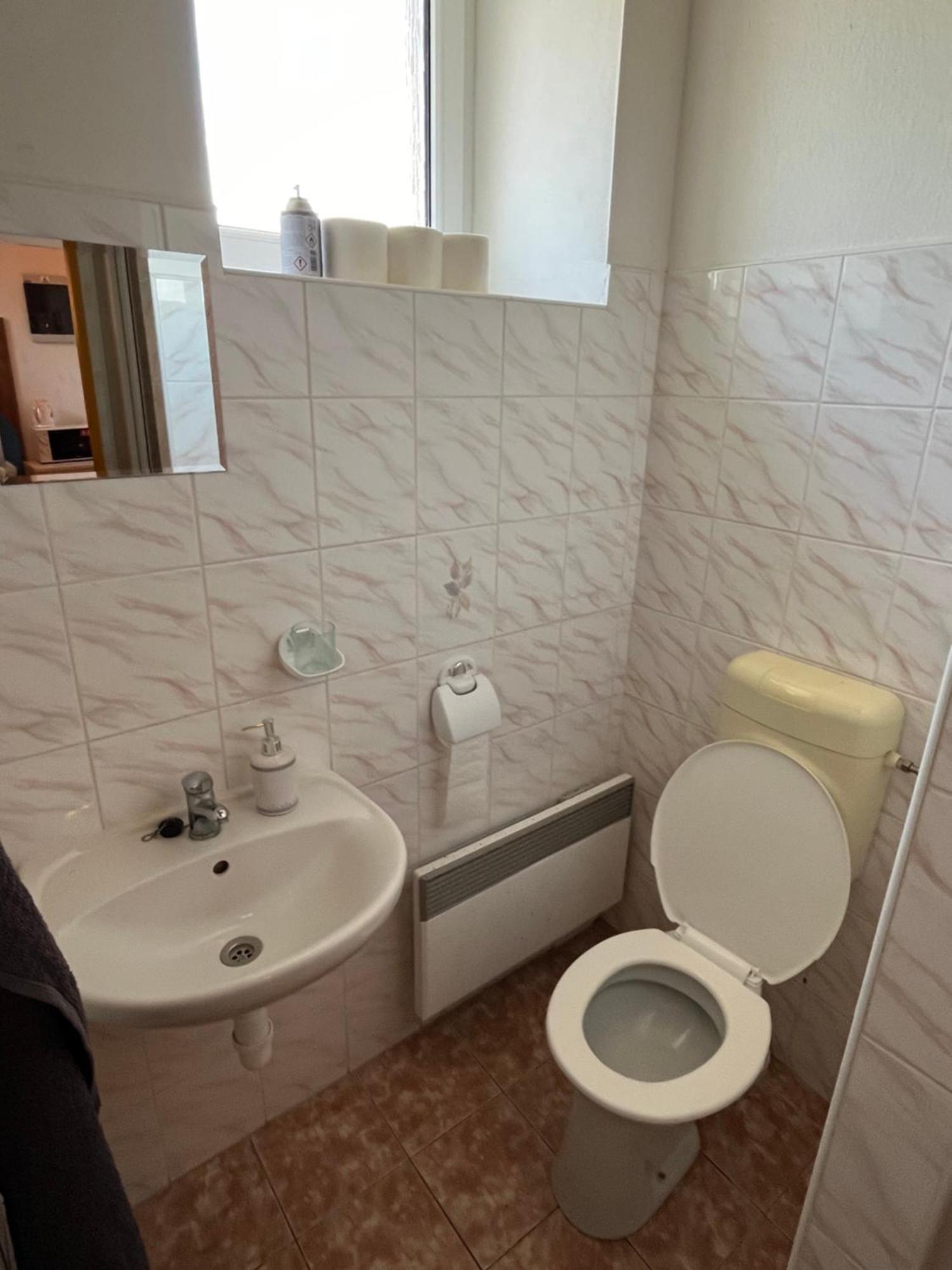 Apartmánový dům Obecná škola Svetlik Exteriér fotografie